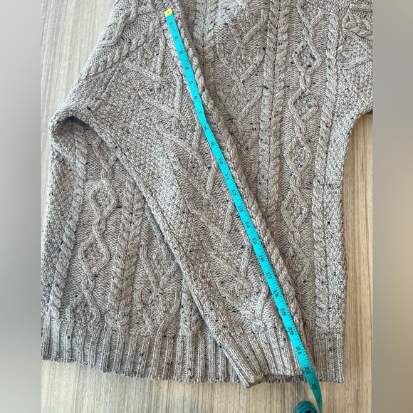 Aran Crafts  Merino Wool Buttoned Sweater Oatmeal Size Small Authentic Irish - Picture 4 of 8